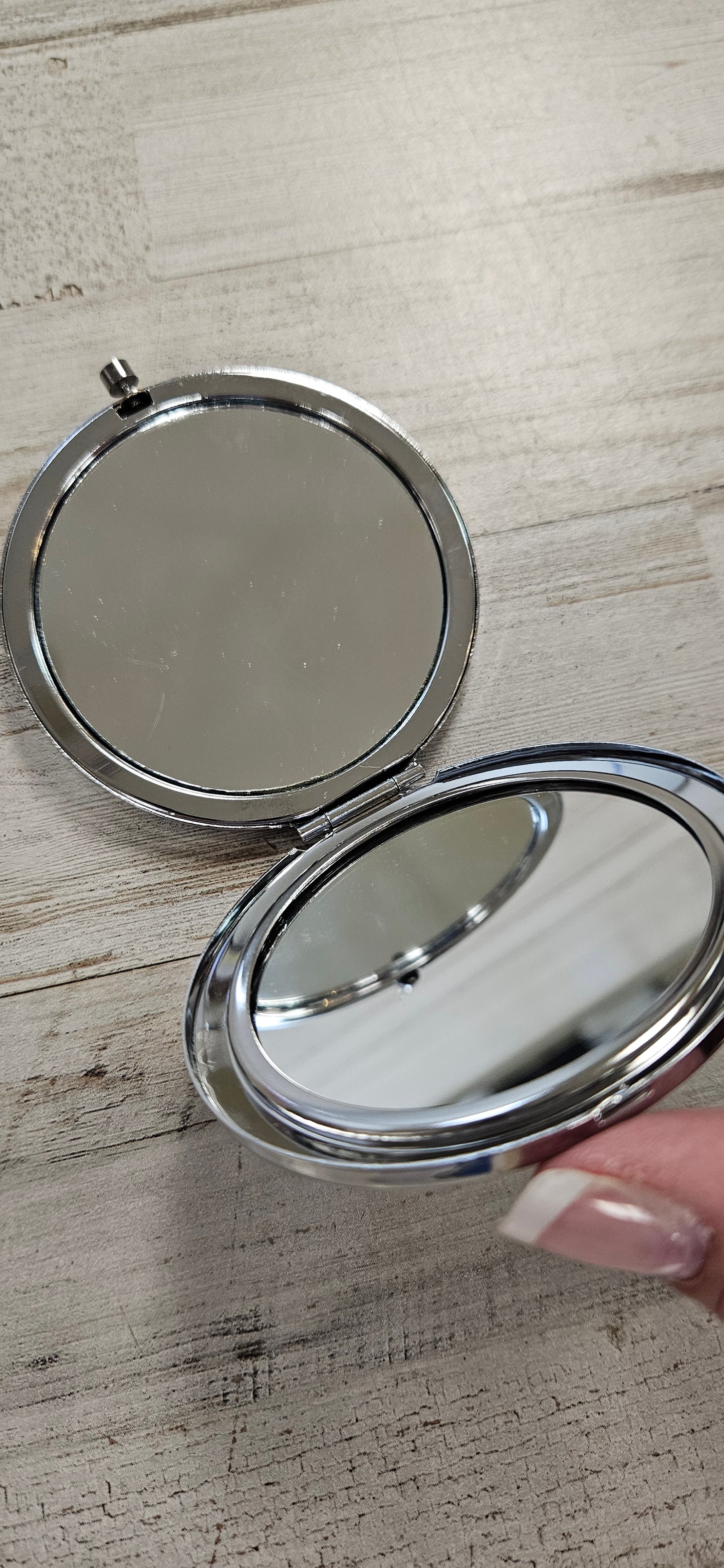 Compact Mirror (GREAT STOCKING STUFFER)