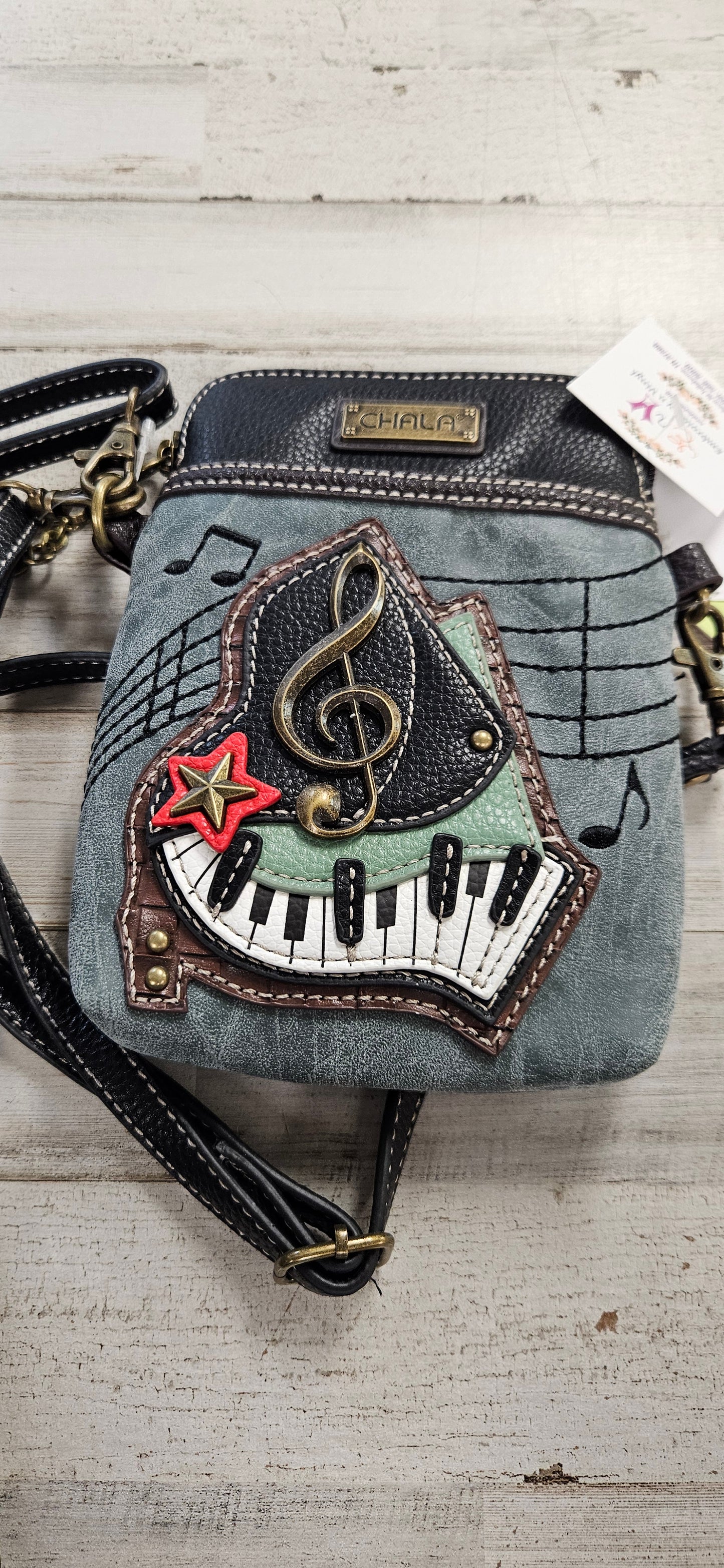 Chala Crossbody/Wristlet