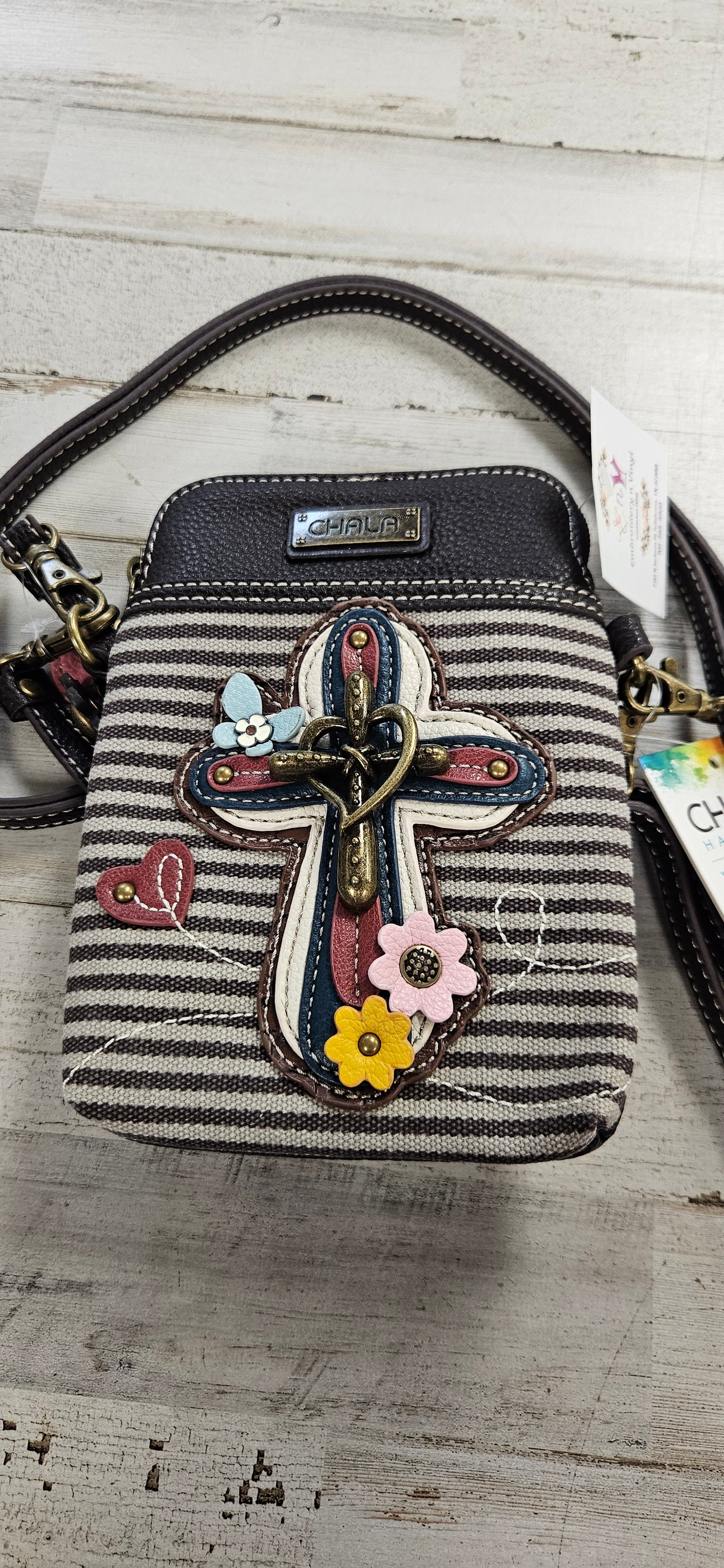 Chala Crossbody/Wristlet